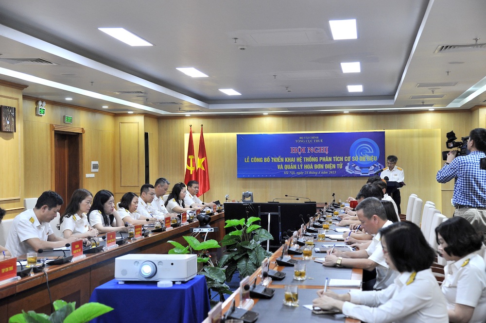 Cảnh báo, tra cứu doanh nghiệp rủi ro về hóa đơn năm 2023